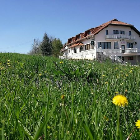 Hotel Kavana I Sobe Monika Grabrovnik Esterno foto