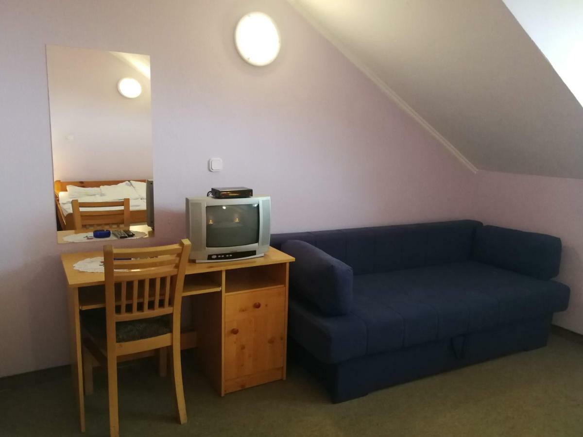 Hotel Kavana I Sobe Monika Grabrovnik Esterno foto