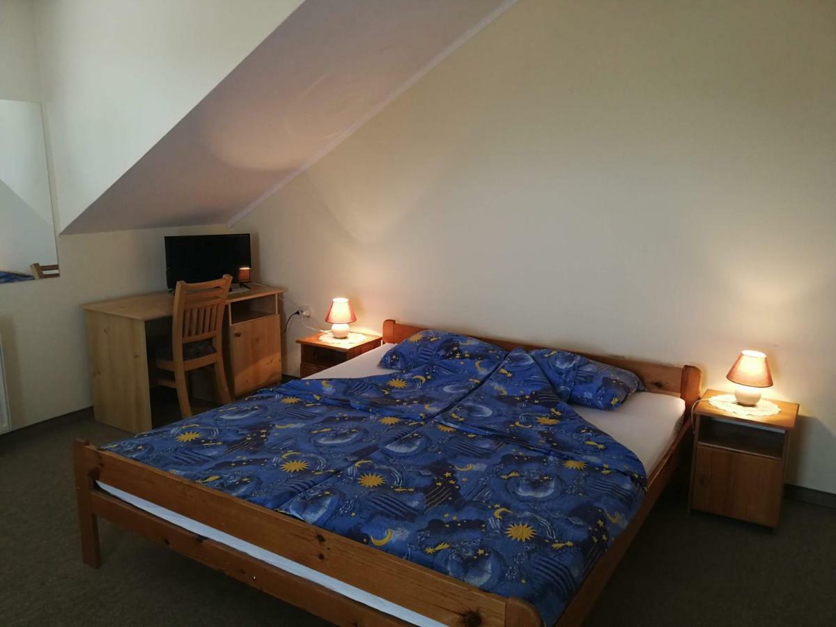 Hotel Kavana I Sobe Monika Grabrovnik Esterno foto